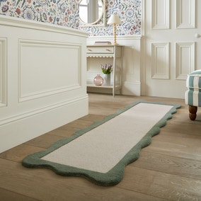 Bonnie Scallop Border Wool Runner Bonnie Scallop Border Wool Runner